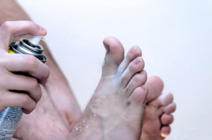 is it ok to take a bath with athlete's foot